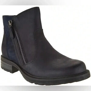 Earth Jordan black leather  ankle boots